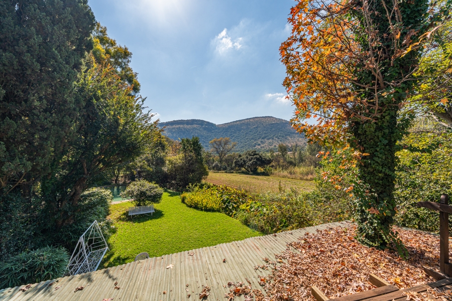 4 Bedroom Property for Sale in Hartbeespoort Rural North West